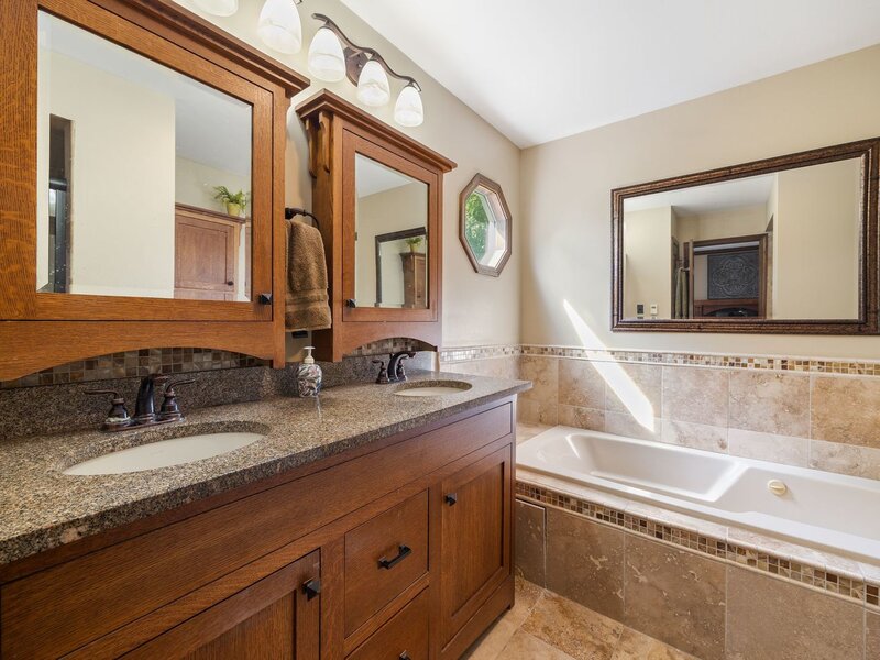 1628 Trent Avenue Naperville IL 60563