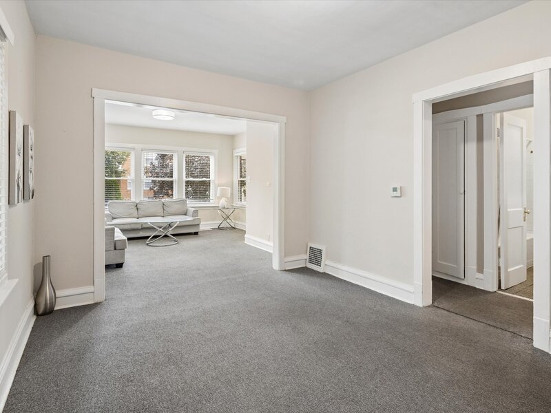 5245 W Carmen Avenue Chicago IL 60630
