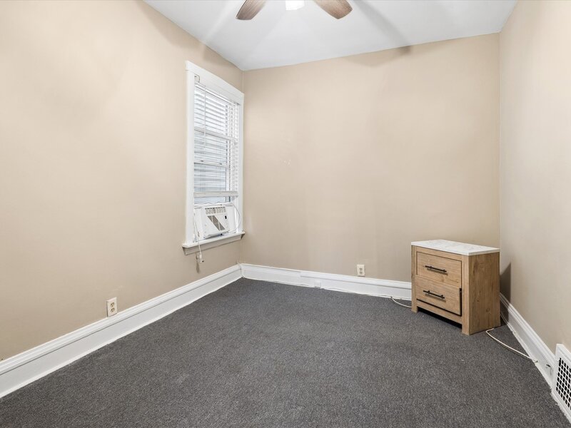 5245 W Carmen Avenue Chicago IL 60630
