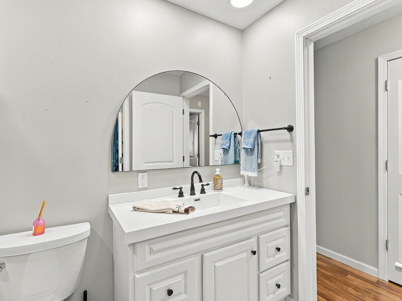 800 E Iowa Street Eldridge IA 52748