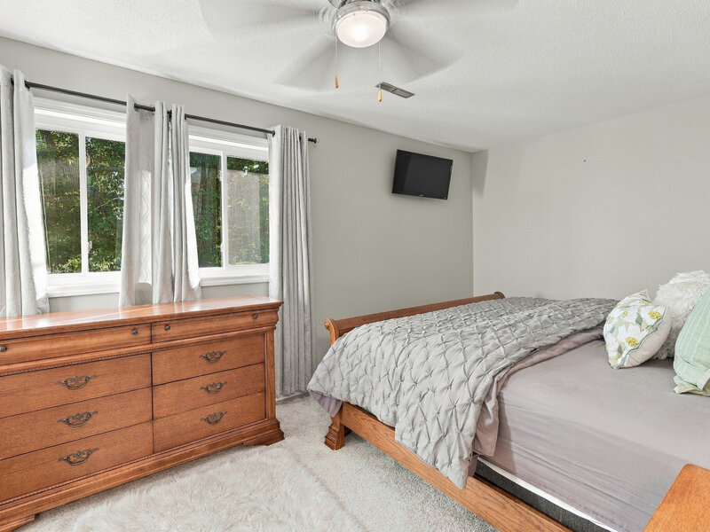 800 E Iowa Street Eldridge IA 52748