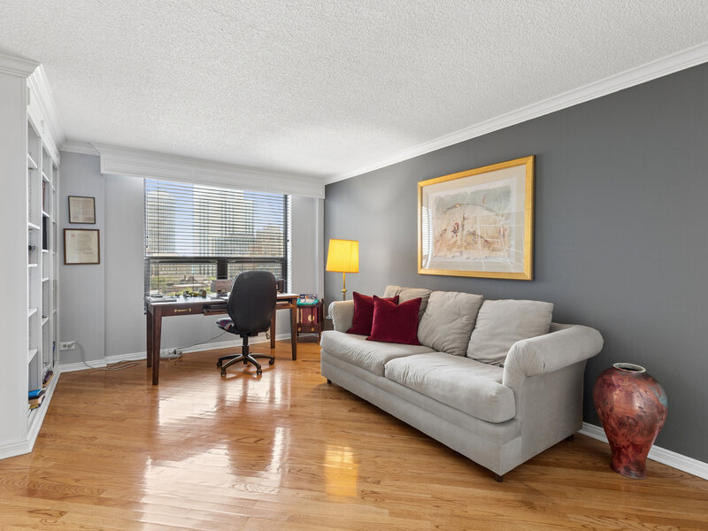 1250 N Dearborn Street Chicago IL 60610