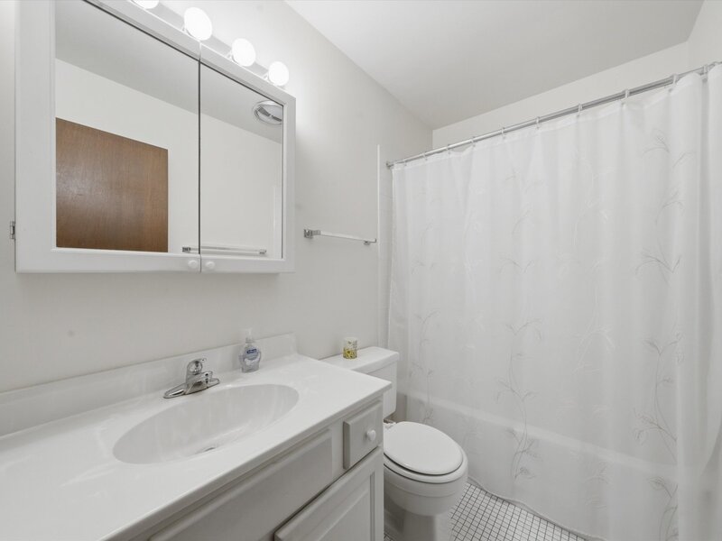 1074 Cornell Avenue Wheeling IL 60090