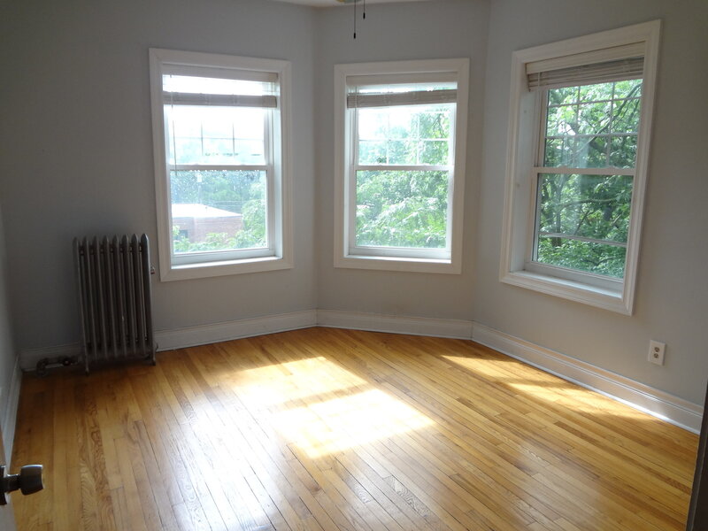 5463 S Ingleside Avenue Chicago IL 60615