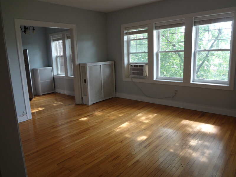 5463 S Ingleside Avenue Chicago IL 60615