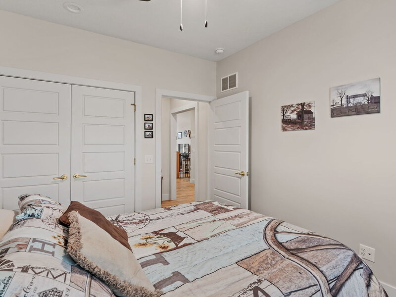 457 N 3rd Avenue Eldridge IA 52748