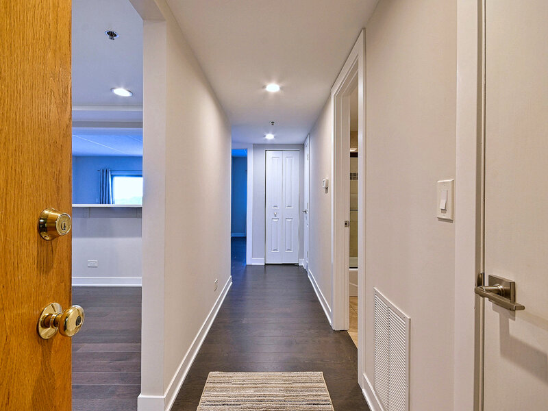 820 Graceland Avenue Des Plaines IL 60016