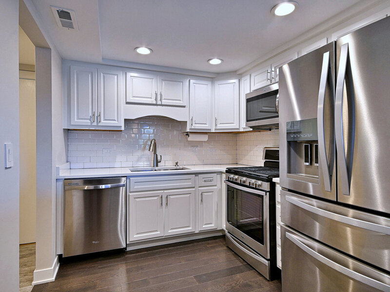820 Graceland Avenue Des Plaines IL 60016