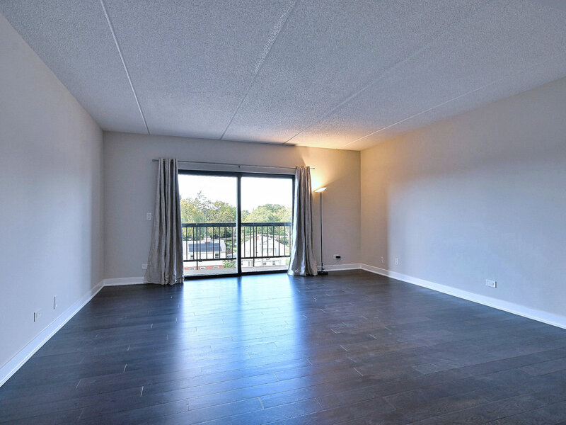 820 Graceland Avenue Des Plaines IL 60016