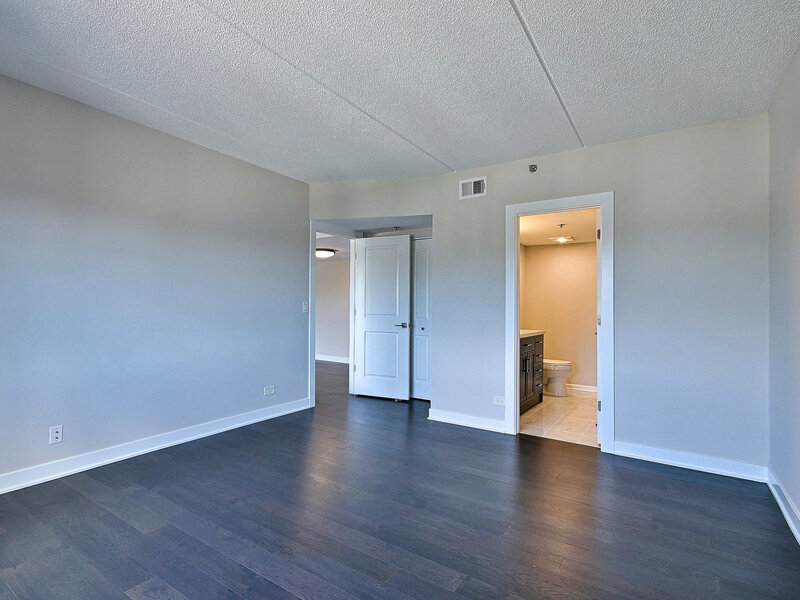 820 Graceland Avenue Des Plaines IL 60016