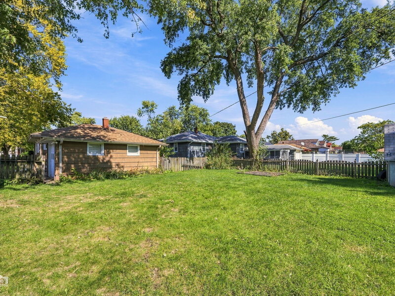 3617 Monroe Street Lansing IL 60438