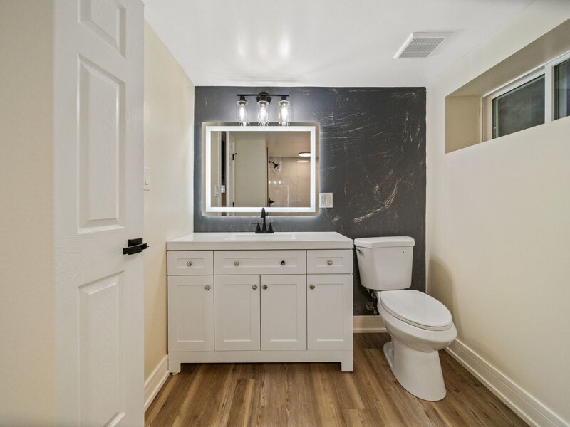 8005 S Campbell Avenue Chicago IL 60652