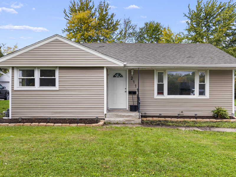 2111 Sherman Avenue Rockford IL 61101