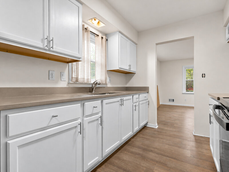2111 Sherman Avenue Rockford IL 61101