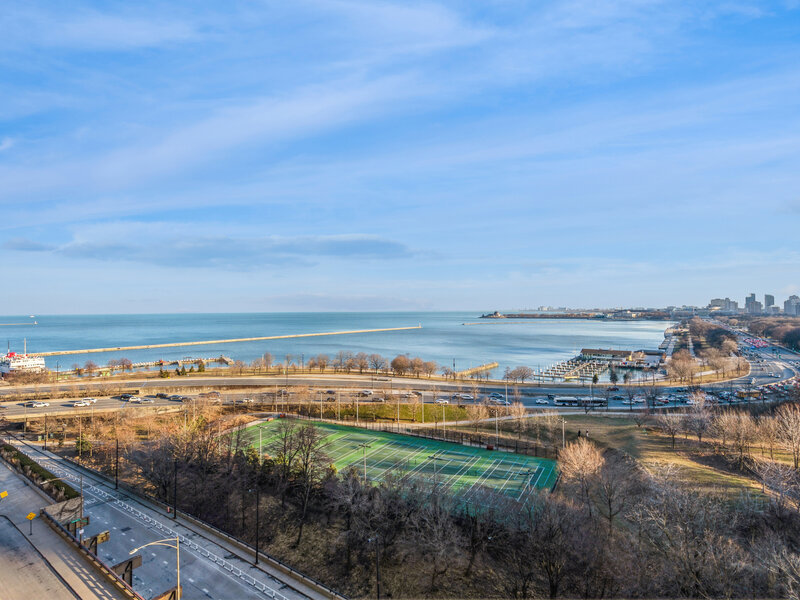 400 E Randolph Street Chicago IL 60601