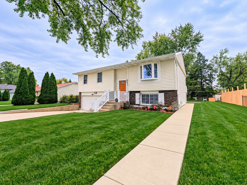 1468 Van Meter Drive Glendale Heights IL 60139