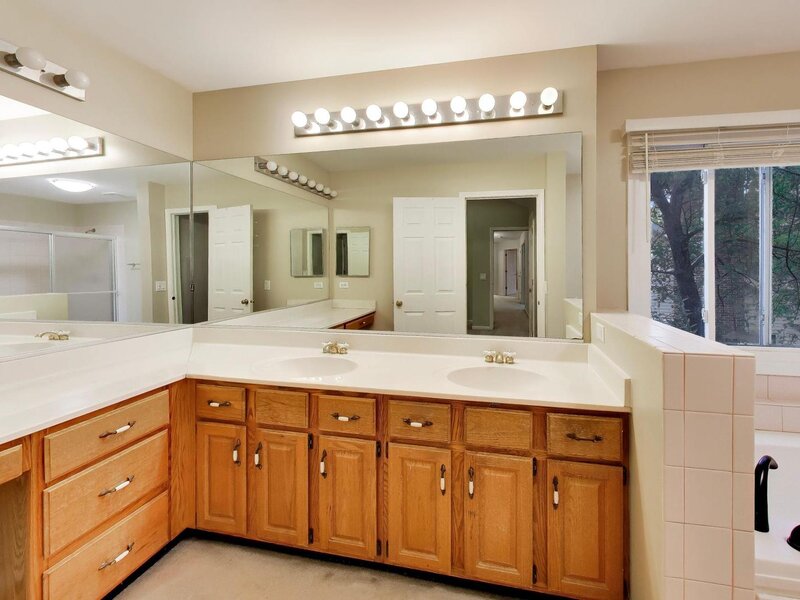 861 W Dorset Avenue Palatine IL 60067