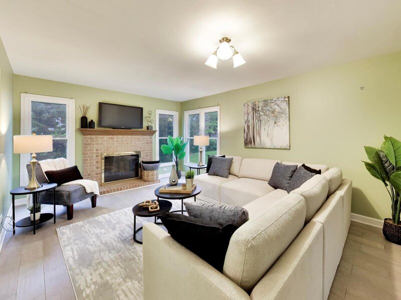 861 W Dorset Avenue Palatine IL 60067