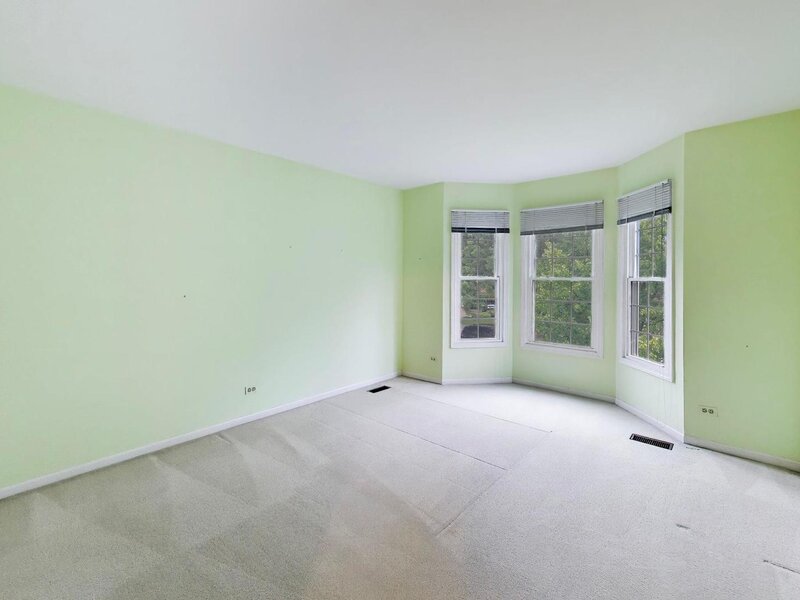 861 W Dorset Avenue Palatine IL 60067