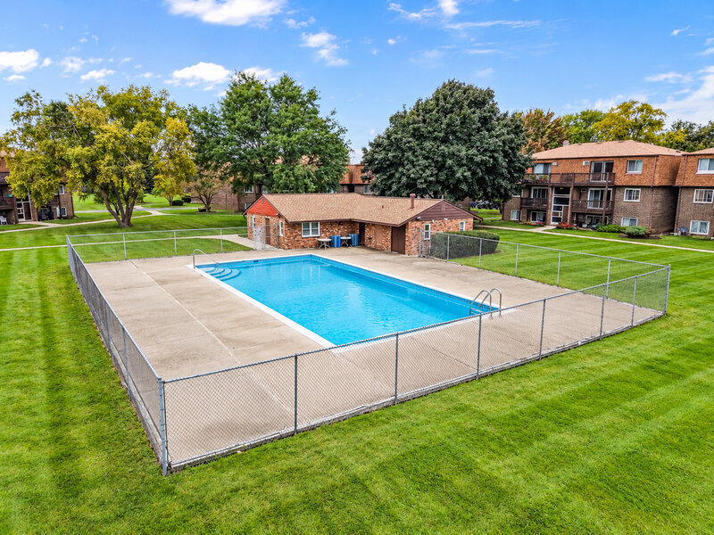 113 Boardwalk Street Elk Grove Village IL 60007