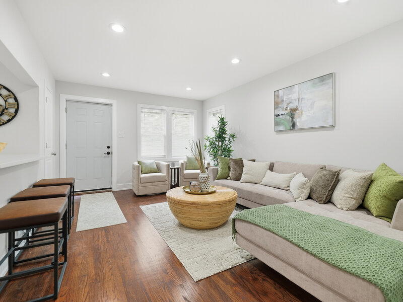 3468 W Columbus Avenue Chicago IL 60652