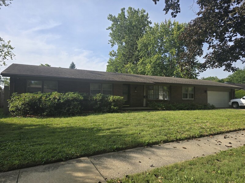 1107 Mitchem Drive Urbana IL 61801