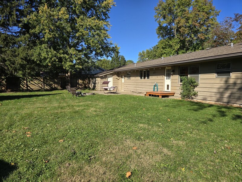 1107 Mitchem Drive Urbana IL 61801