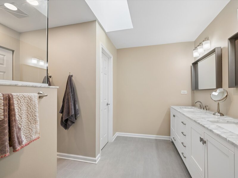 197 Sheffield Lane Vernon Hills IL 60061