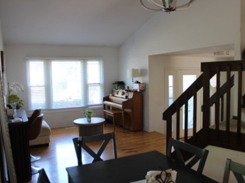 77 Washington Avenue Streamwood IL 60107