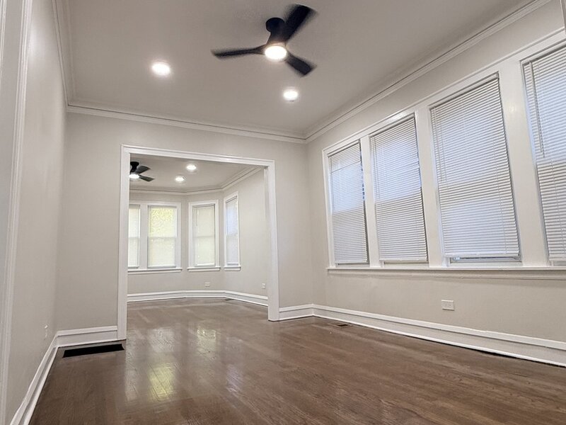 6716 S Bell Avenue Chicago IL 60636