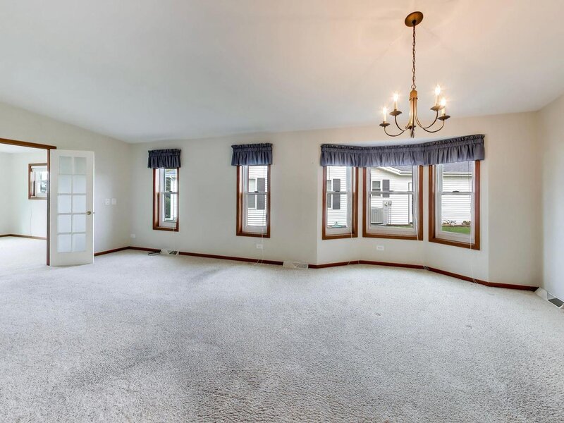 1803 Paddock Court Grayslake IL 60030