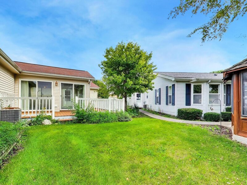 1803 Paddock Court Grayslake IL 60030