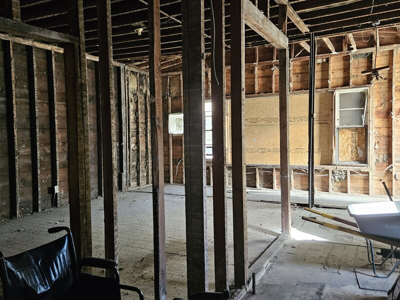 6532 S Eberhart Avenue Chicago IL 60637