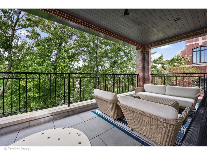 1719 N Burling Street Chicago IL 60614