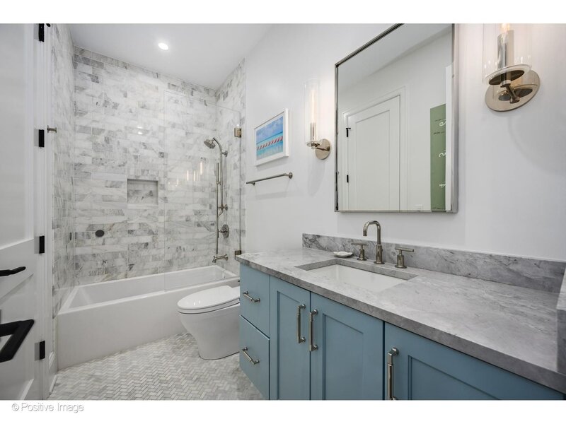 1719 N Burling Street Chicago IL 60614