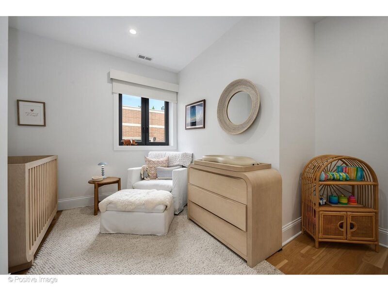 1719 N Burling Street Chicago IL 60614