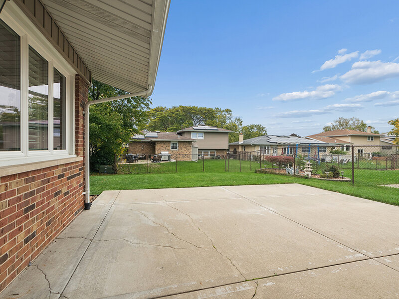 6148 La Grande Court Oak Forest IL 60452