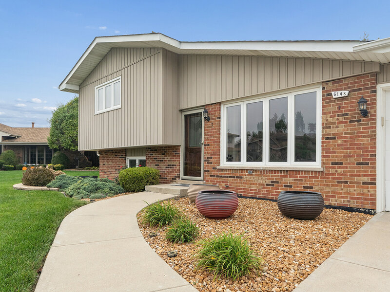 6148 La Grande Court Oak Forest IL 60452
