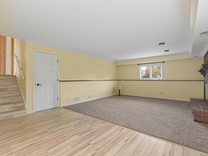 6148 La Grande Court Oak Forest IL 60452