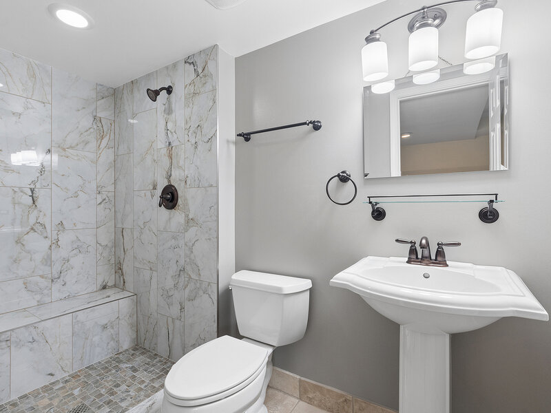 6148 La Grande Court Oak Forest IL 60452