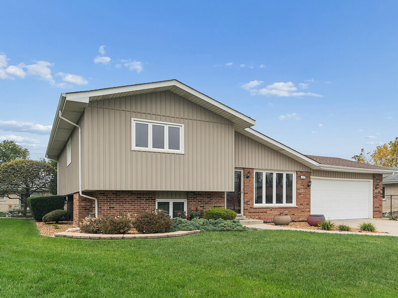 6148 La Grande Court Oak Forest IL 60452