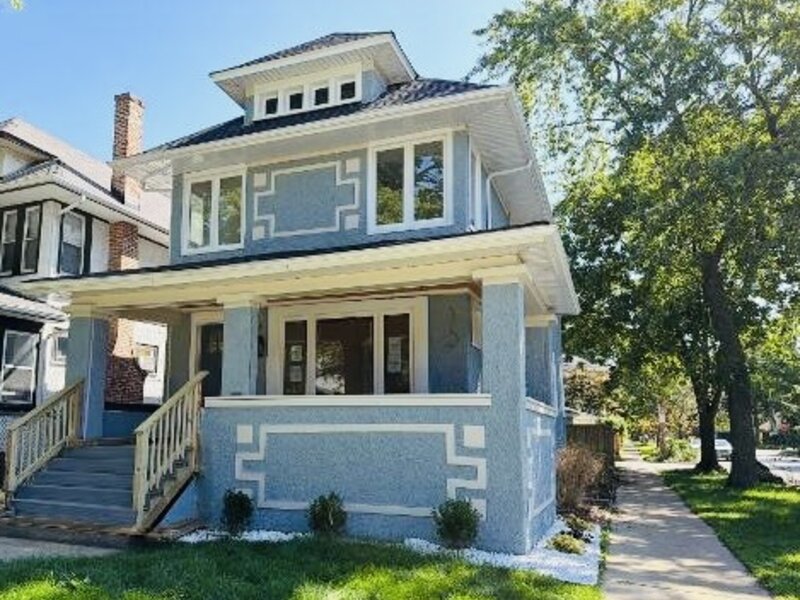544 S Oak Park Avenue Oak Park IL 60304