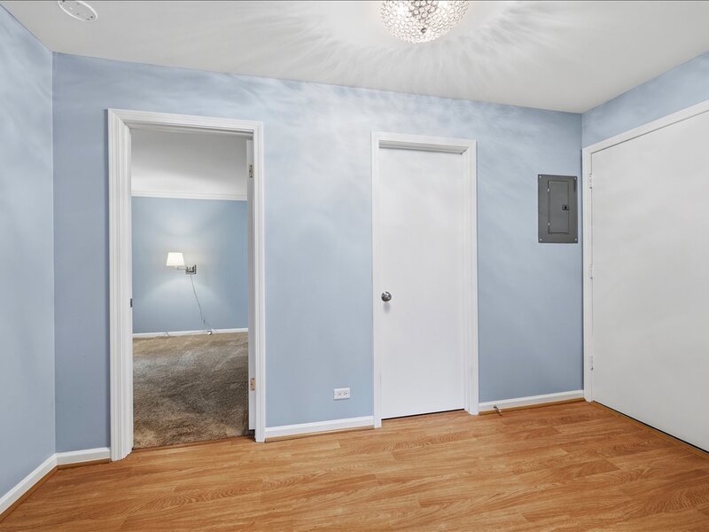 1520 Stonebridge Trail Wheaton IL 60189