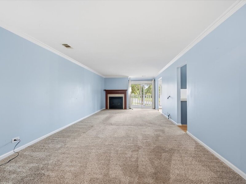 1520 Stonebridge Trail Wheaton IL 60189
