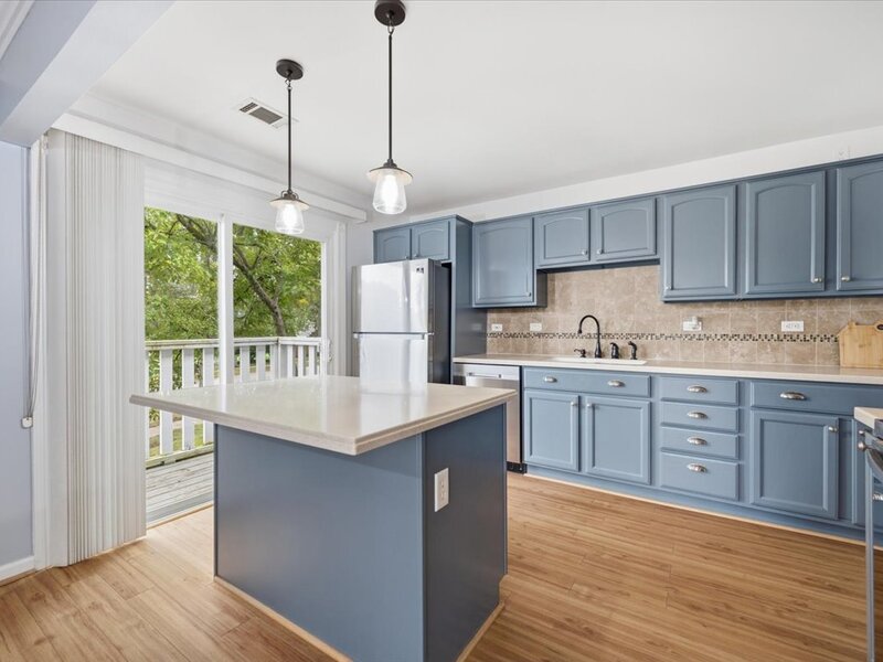 1520 Stonebridge Trail Wheaton IL 60189