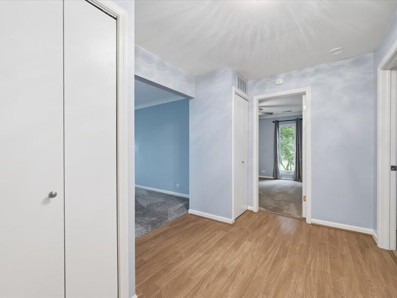 1520 Stonebridge Trail Wheaton IL 60189
