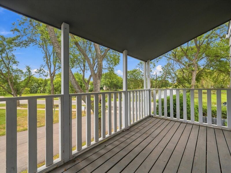 1520 Stonebridge Trail Wheaton IL 60189