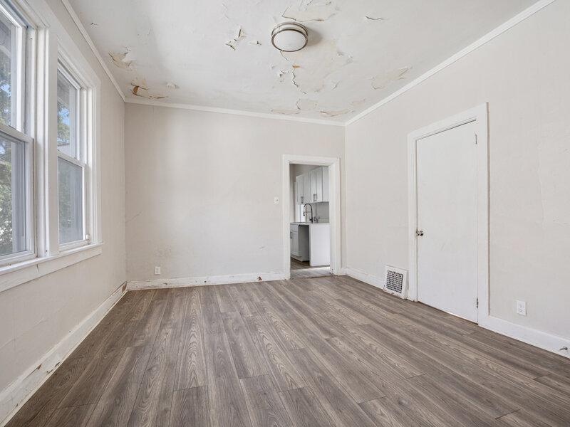 7715 S Maryland Avenue Chicago IL 60619