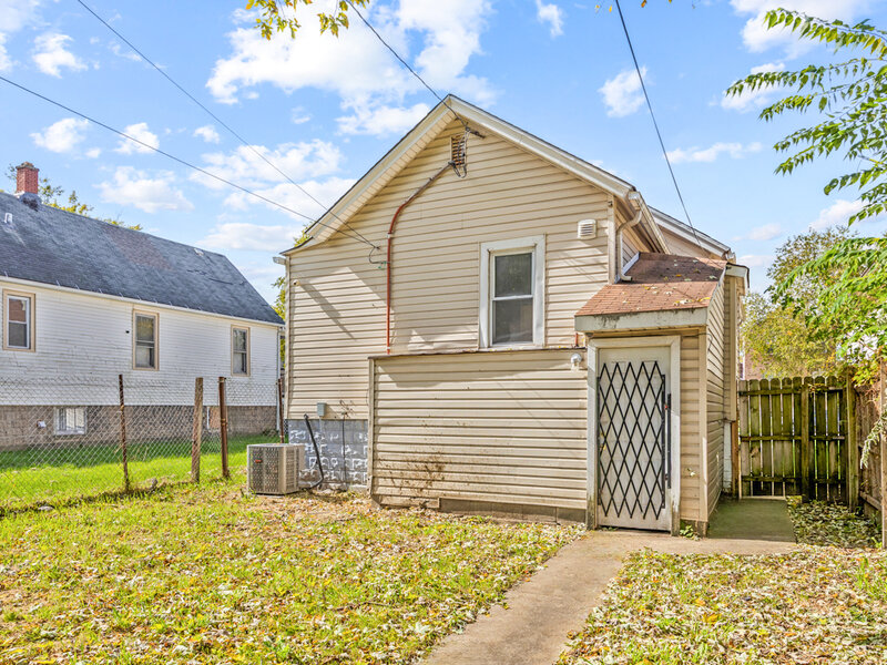 7715 S Maryland Avenue Chicago IL 60619