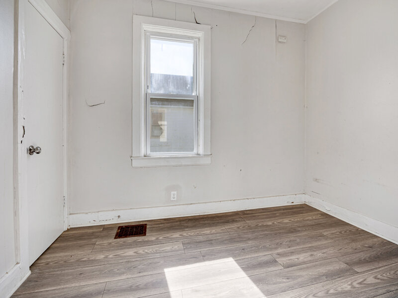 7715 S Maryland Avenue Chicago IL 60619